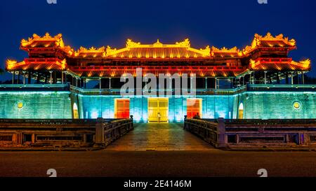 Ngọ Mon Tor zur Kaiserlichen Einschließung, Hue, Vietnam Stockfoto