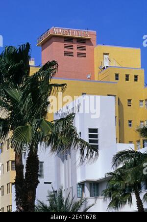 Marseilles Hotel und Surfcomber Hotel, Collins Avenue Miami Beach Florida USA Stockfoto