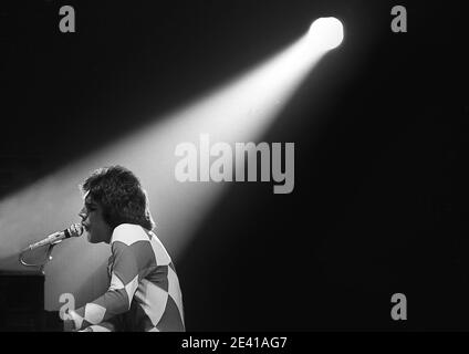 Freddie Mercury von Queen. British Rock Band.Llve Gig in Southampton Gaumont 26/5/1977. 'Summer Tour 77' Stockfoto