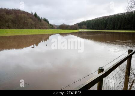 Pickering, England, Großbritannien, 22. Januar 2021. Die Stadt entkommt der Überschwemmung während des Sturms Christoph, trotz Rekordwasserstand hinter dem bund-System. Stockfoto