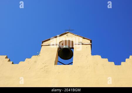 Kirchenglocke. Elne (Südfrankreich). Languedoc Roussillon Region. Stockfoto