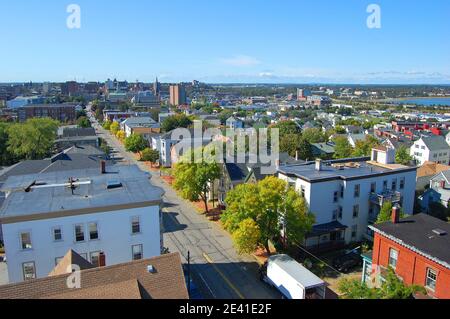 Portland City Skyline, von Portland Observatory auf Munjoy Hill in Portland, Maine, USA. Stockfoto