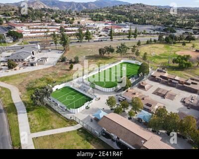 Luftaufnahme von Kit Carson Park und Sportzentrum, Stadtpark in Escondido, Kalifornien, USA. 16th. Januar 2021 Stockfoto