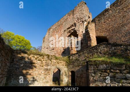 Schloss Nanstein bei Landstuhl im pfälzischen Deutschland im Norden Straße nach Santiago de Compostela Stockfoto