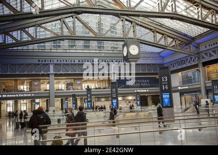 Die neue Moynihan Train Hall im alten Postgebäude ist die neue Ergänzung zur Penn Station in New York City. Stockfoto