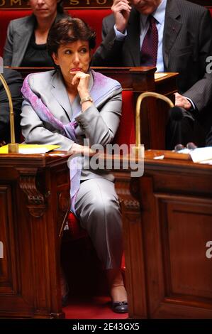 Die französische Ministerin für Gesundheit, Jugend, Sport und Verbände Roselyne Bachelot-Narquin nimmt am 31. März 2009 an der wöchentlichen Sitzung der Nationalversammlung in Paris Teil. Foto von Thierry Orban/ABACAPRESS.COM Stockfoto