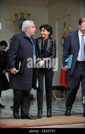 Der französische Innenminister Alain Marleix und die Justizministerin Rachida Dati verlassen den wöchentlichen ministerrat, der am 8. April 2009 im Elysée-Palast in Paris stattfand. Foto von Mousse/ABACAPRESS.COM Stockfoto