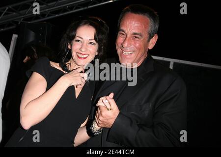 Thierry Ardisson und seine Frau Beatrice besuchen die "Paris Premiere" Channel Party in der Villa Murano während der 62. Cannes Film Festival in Cannes, Frankreich am 14. Mai 2009. Foto von Guignebourg-Gorassini/ABACAPRESS.COM Stockfoto