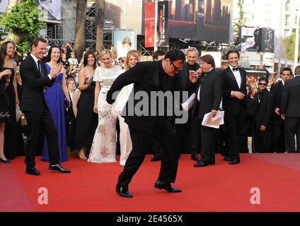 Quentin Tarantino kommt zur Vorführung von "Inglourious Basterds" während der 62. Filmfestspiele von Cannes am 20. Mai 2009 im Palais des Festivals in Cannes, Frankreich. Foto von Nebinger-Orban/ABACAPRESS.COM Stockfoto