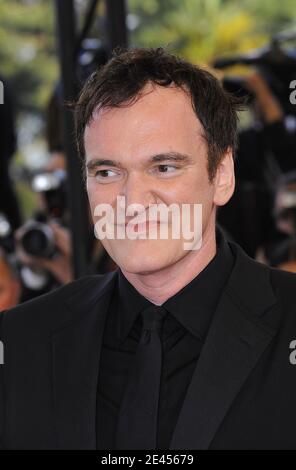 Quentin Tarantino kommt zur Vorführung von "Inglourious Basterds" während der 62. Filmfestspiele von Cannes am 20. Mai 2009 im Palais des Festivals in Cannes, Frankreich. Foto von Nebinger-Orban/ABACAPRESS.COM Stockfoto