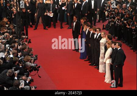 Die Besetzung des Films, die zur Vorführung von "Inglourious Basterds" während der 62. Filmfestspiele von Cannes am 20. Mai 2009 im Palais des Festivals in Cannes, Frankreich, eintrifft. Foto von Gorassini-Guignebourg/ABACAPRESS.COM Stockfoto