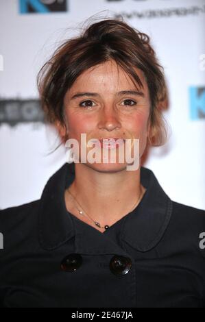 Die französische Schauspielerin Agathe de La Boulaye bei der Premiere von "DogFight" von Antoine Elizabe am 22. Juni 2009 im Gaumont Marignan in Paris, Frankreich. Foto von Giancarlo Gorassini/ABACAPRESS.COM Stockfoto