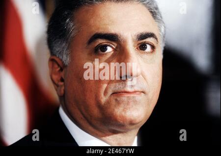 Reza Pahlavi, der ehemalige Kronprinz des Iran, der jetzt in den Vereinigten Staaten lebt, spricht auf einer Pressekonferenz im National Press Club in Washington, DC., USA am 22. Juni 2009 über die umstrittene Präsidentschaftswahl des Iran. Foto von Olivier Douliery/ABACAPRESS.COM Stockfoto