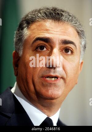 Reza Pahlavi, der ehemalige Kronprinz des Iran, der jetzt in den Vereinigten Staaten lebt, spricht auf einer Pressekonferenz im National Press Club in Washington, DC., USA am 22. Juni 2009 über die umstrittene Präsidentschaftswahl des Iran. Foto von Olivier Douliery/ABACAPRESS.COM Stockfoto