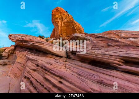 Bunte Felsformationen entlang des Pastel Canyon auf der Kaolin Wash, Valley of Fire State Park, Nevada, USA Stockfoto