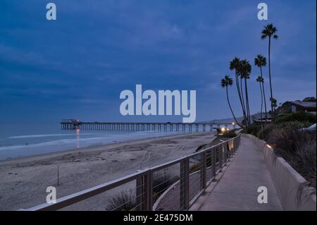 Leerer Strand La Jolla Kalifornien während der Coronavirus Pandemiesperre Stockfoto