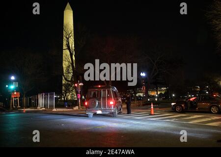 Washington DC, USA. Januar 2021. Washington Monument in Washington, DC am 21. Januar 2021. Kredit: Dee Cee Carter/Media Punch/Alamy Live Nachrichten Stockfoto