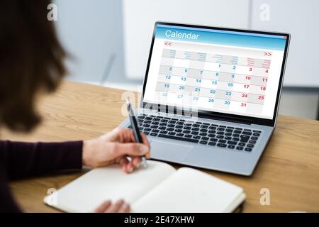 Blick Auf Kalender Agenda Zeitplan Und Termin Organisator Stockfoto