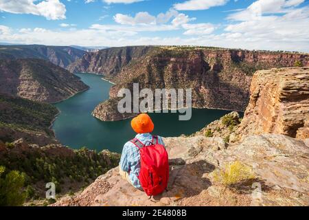 Wanderer in Flaming Gorge Recreation Area Stockfoto