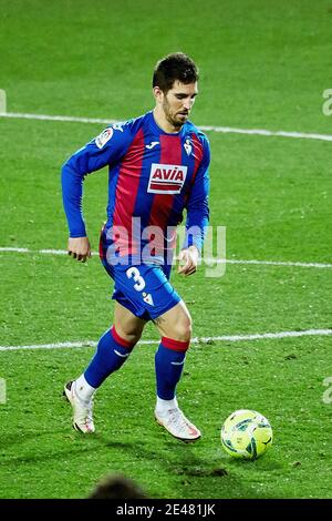 Raul Bigas von SD Eibar während der spanischen Meisterschaft La Liga Fußballspiel zwischen SD Eibar und Atletico de Madrid am 21. Januar 2021 im Municipal Ipurua Stadium in Eibar, Spanien - Foto Ricardo Larreina / Spanien DPPI / DPPI / LiveMedia Stockfoto