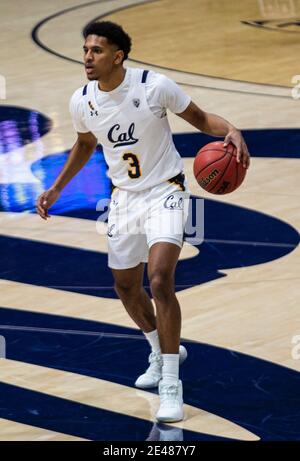 Januar 21 2021 Berkeley, CA U.S.A. der kalifornische Wachmann Jarred Hyder (3) spielt während des NCAA Männer Basketballspiels zwischen UCLA Bruins und den California Golden Bears 57-61 verloren im Hass Pavilion Berkeley Calif. Thurman James / CSM Stockfoto