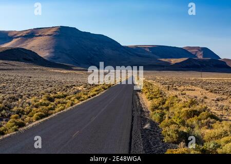 ODER 205 in der Nähe von Fields und Frenchglen, Oregon, USA Stockfoto