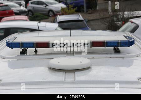 Polizeigrafiken auf Police Scotland Fahrzeug. Polizei Schottland, rechtlich der Polizei-Service von Schottland genannt, ist die nationale Polizei von Schottland. Stockfoto