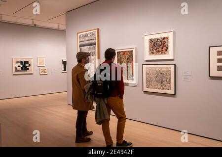 'Degree Zero: Drawing at midcentury' ist eine Kunstsammlung von 1948 bis 1961 im Museum of Modern Art, New York City, USA Stockfoto