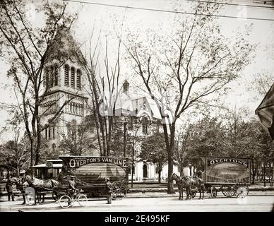 Ein Blick auf das alte Gerichtsgebäude, das auf dem Public Square im Zentrum von Wilkes Barre, Pennsylvania in den späten 1800er Jahren saß. Wilkes Barre ist eine Stadt in den anthrazitfarbenen Kohlefeldern im Nordosten von Pennsylvania Stockfoto