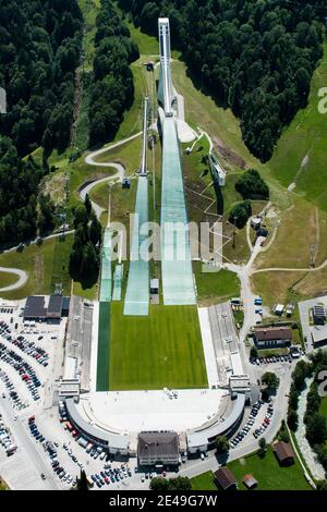 Schanze, Skistadion, Partenkirchen, Gudiberg, Garmisch-Partenkirchen, Luftaufnahme, Werdenfelser Land, Oberland, Bayern, Deutschland Stockfoto