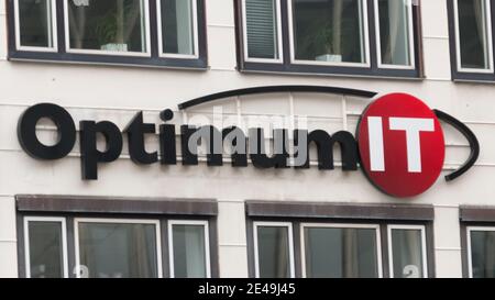 Kopenhagen, Dänemark - 12. Dezember 2020: Das Logo der OptimumIT in Kopenhagen Stockfoto