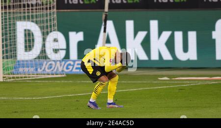 Mönchengladbach, Deutschland. 22. Jan, 2021. firo: 22.01.2021, Fußball: 1. Bundesliga, Saison 2020/21 Borussia Monchengladbach, Gladbach - BVB, Borussia Dortmund Jadon Sancho, Enttauschung, Enttäuschung, Batterie Quelle: dpa/Alamy Live News Stockfoto