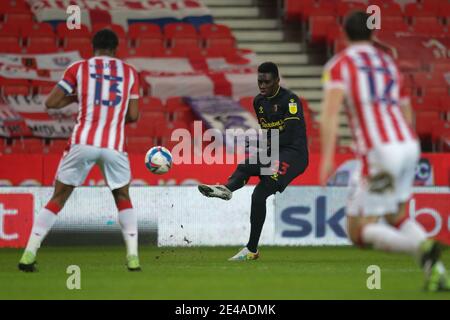 Stoke on Trent, Großbritannien. Januar 2021. Watford Forward Ismaïla Sarr (23) kreuzt den Ball während der EFL Sky Bet Championship Spiel zwischen Stoke City und Watford im bet365 Stadion, Stoke-on-Trent, England am 22. Januar 2021. Foto von Jurek Biegus. Nur redaktionelle Verwendung, Lizenz für kommerzielle Nutzung erforderlich. Keine Verwendung bei Wetten, Spielen oder Veröffentlichungen einzelner Vereine/Vereine/Spieler. Kredit: UK Sports Pics Ltd/Alamy Live Nachrichten Stockfoto