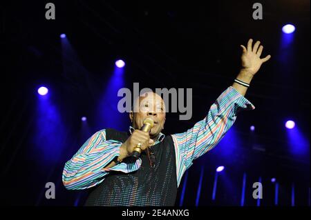 Kool and the Gang tritt am 15. Juli 2009 beim Montreux Jazz Festival in der Schweiz auf. Foto von Loona/ABACAPRESS.COM Stockfoto