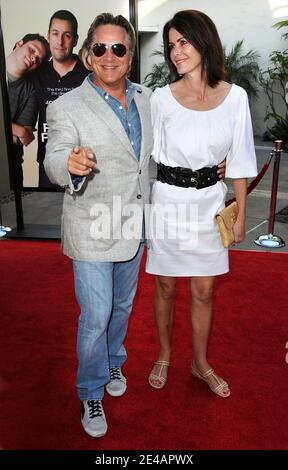 Don Johnson und seine Frau Kelley Phleger nahmen an der Premiere von "Funny People" Teil, die am 20. Juli 2009 in den Arclight Cinemas in Hollywood, Los Angeles, CA, USA, stattfand. Foto von Lionel Hahn/ABACAPRESS.COM Stockfoto