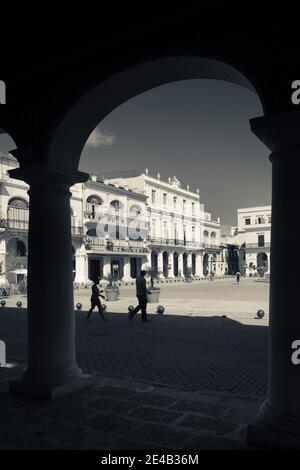 Restaurierte Gebäude, Plaza Vieja, Alt-Havanna, Havanna, Kuba Stockfoto