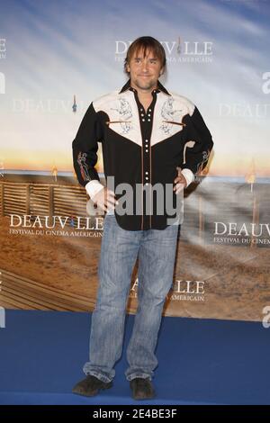 Regisseur Richard Linklater posiert für ein Fotocall für 'Me and Orson Welles' während des 35. 'Deauville American Film Festival' in Deauville, Frankreich am 6. September 2009. Foto von Denis Guignebourg/ABACAPRESS.COM Stockfoto