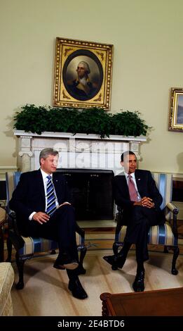 Präsident Barack Obama trifft sich am 16. September 2009 im Oval Office des Weißen Hauses in Washington, DC, USA mit dem kanadischen Premierminister Stephen Harper. Foto von Aude Guerrucci/ABACAPRESS.COM (im Bild: Barack Obama, Stephen Harper) Stockfoto
