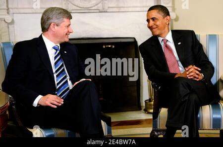 Präsident Barack Obama trifft sich am 16. September 2009 im Oval Office des Weißen Hauses in Washington, DC, USA mit dem kanadischen Premierminister Stephen Harper. Foto von Aude Guerrucci/ABACAPRESS.COM Stockfoto