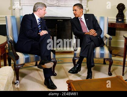 Präsident Barack Obama trifft sich am 16. September 2009 im Oval Office des Weißen Hauses in Washington, DC, USA mit dem kanadischen Premierminister Stephen Harper. Foto von Aude Guerrucci/ABACAPRESS.COM Stockfoto