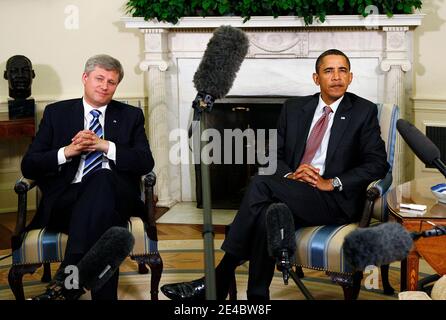 Präsident Barack Obama trifft sich am 16. September 2009 im Oval Office des Weißen Hauses in Washington, DC, USA mit dem kanadischen Premierminister Stephen Harper. Foto von Aude Guerrucci/ABACAPRESS.COM Stockfoto