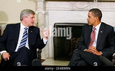 Präsident Barack Obama trifft sich am 16. September 2009 im Oval Office des Weißen Hauses in Washington, DC, USA mit dem kanadischen Premierminister Stephen Harper. Foto von Aude Guerrucci/ABACAPRESS.COM Stockfoto
