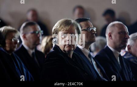 OSWIECIM, POLEN - 6. DEZEMBER 2019: Angela Merkels Besuch im ehemaligen Nazi-Konzentrationslager Auschwitz-Birkenau. Stockfoto