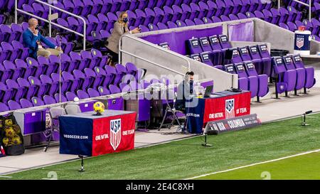 Orlando, Usa. Januar 2021. Pre-Match während des Freundschaftsspiel Women's International zwischen den Vereinigten Staaten und Kolumbien im Exploria Stadium in Orlando, Florida. *KEINE KOMMERZIELLE NUTZUNG. Kredit: SPP Sport Presse Foto. /Alamy Live Nachrichten Stockfoto