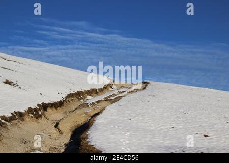 Wanderung zum Hohen Kranzberg (1397m), Sonnenaufgang, Deutschland, Bayern, Oberbayern, Werdenfelser Land, Bayerische Alpen, Mittenwald, Alpenwelt Karwendel, Pfad, Traumpad, endlos Stockfoto