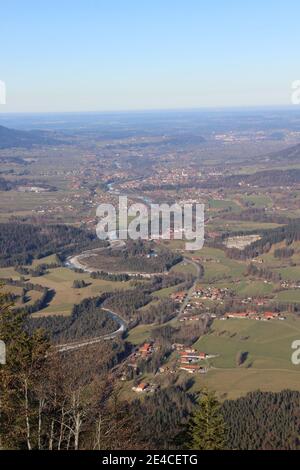 Wanderung zur Hochalm am Sylvensteinspeicher, Kreuth, Winterwanderung, Spätherbst Stockfoto