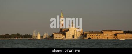 Venedig während Corona Zeiten ohne Touristen, Blick auf San Giorgio Maggiore Stockfoto