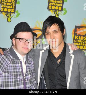 Patrick Stump, Pete Wentz kommt bei 2008 Nickelodeons Kids Choice Awards im Pauley Pavilion am 29. März 2008 in Los Angeles an Stockfoto