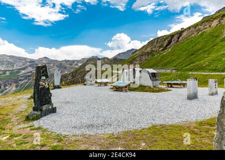 Geologische Freilichtausstellung, Tauernfenster, 2290 m, Großglockner Hochalpenstraße, Nationalpark hohe Tauern, Salzburger Land, Kärnten, Österreich, Europa Stockfoto