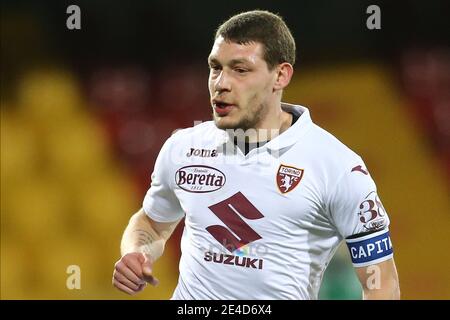 Torinos italienischer Stürmer Andrea Belotti schaut während des Serie A Fußballspiels Benevento gegen Torino. Benevento und Torino zeichneten 2-2 Stockfoto